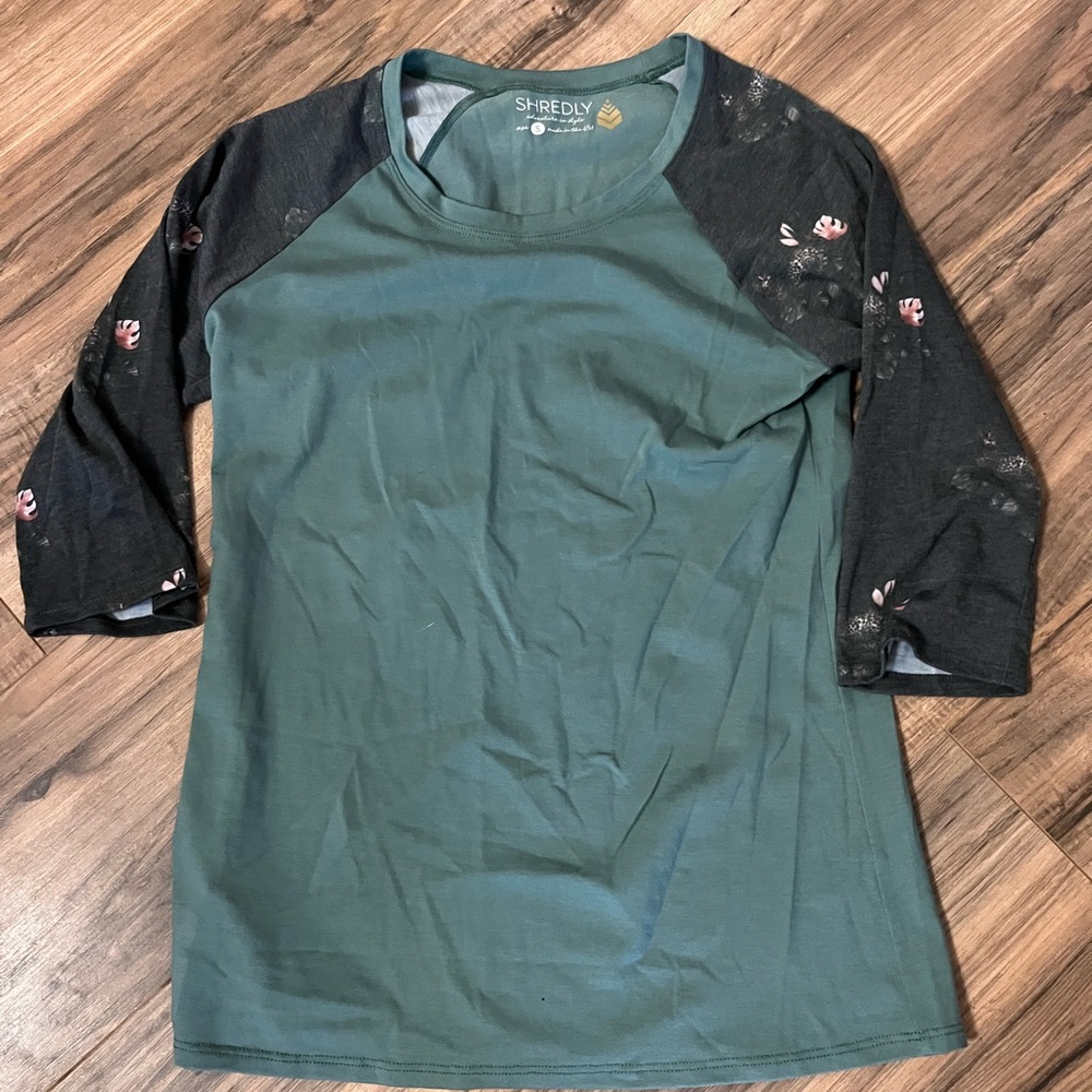Women’s Shredly 3/4 Shirt